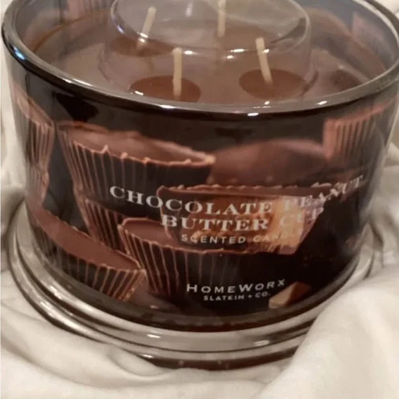 HomeWorx Chocolate Brown Candle with Silver Lid - Picture 4 of 4
